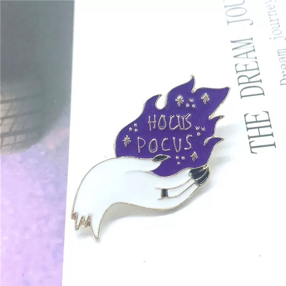 🎉 New Hocus Pocus Witch Pin - Picture 4 of 8